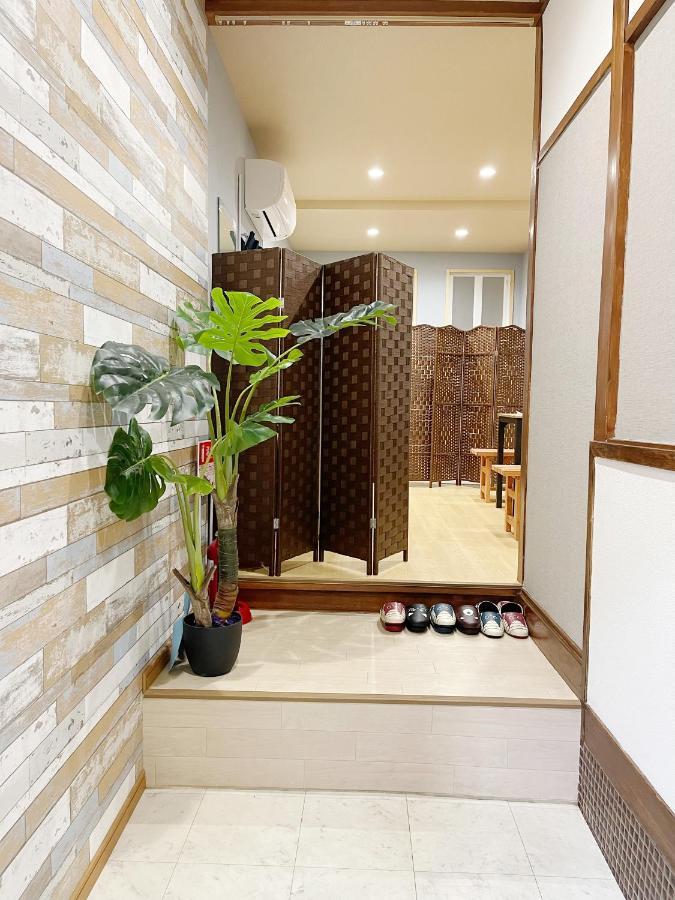 距离namba Shinsaibashi麗子民宿 Осака Экстерьер фото