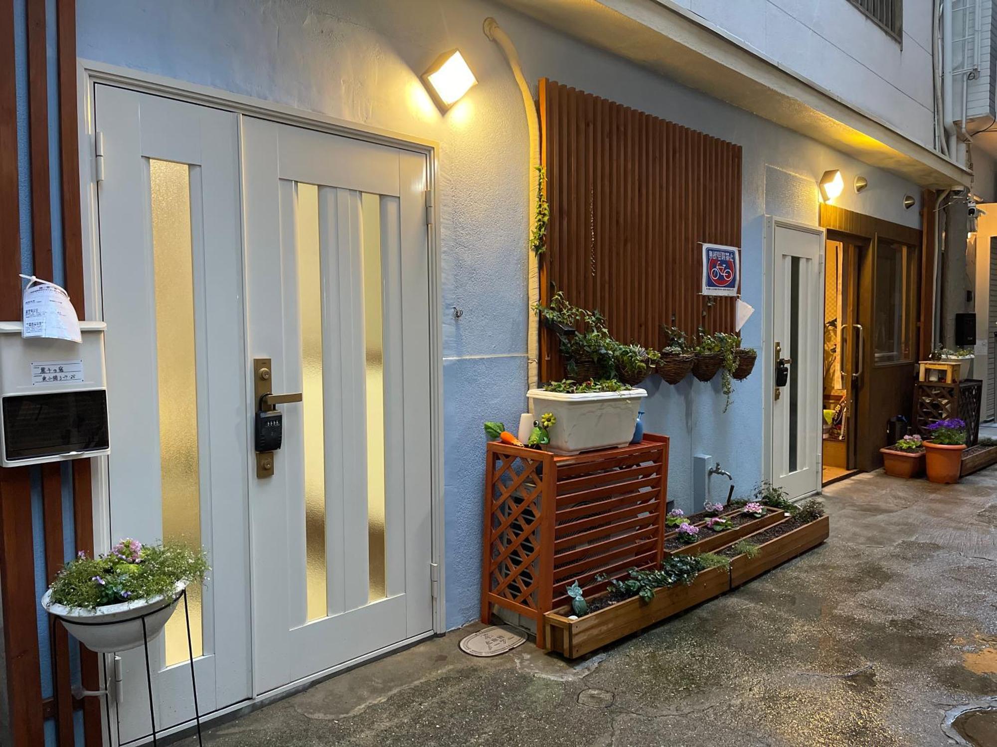 距离namba Shinsaibashi麗子民宿 Осака Экстерьер фото